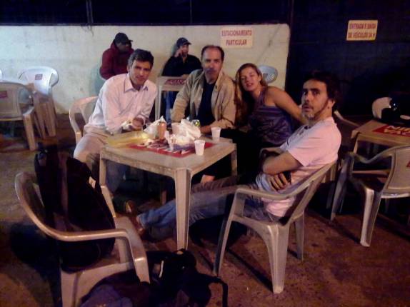 Cachorro-quente às cinco da manhã em Ribeirão Preto - SP